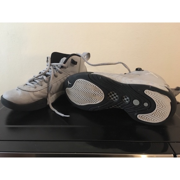 Kids Jordan’s - Picture 4 of 5